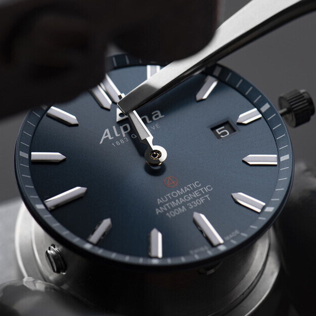 ore meshkujsh alpina_0005_AL-525NS5AQ6_AL_Alpiner_4_Automatic_AL-525NS5AQ6_2023_Image_03a copy