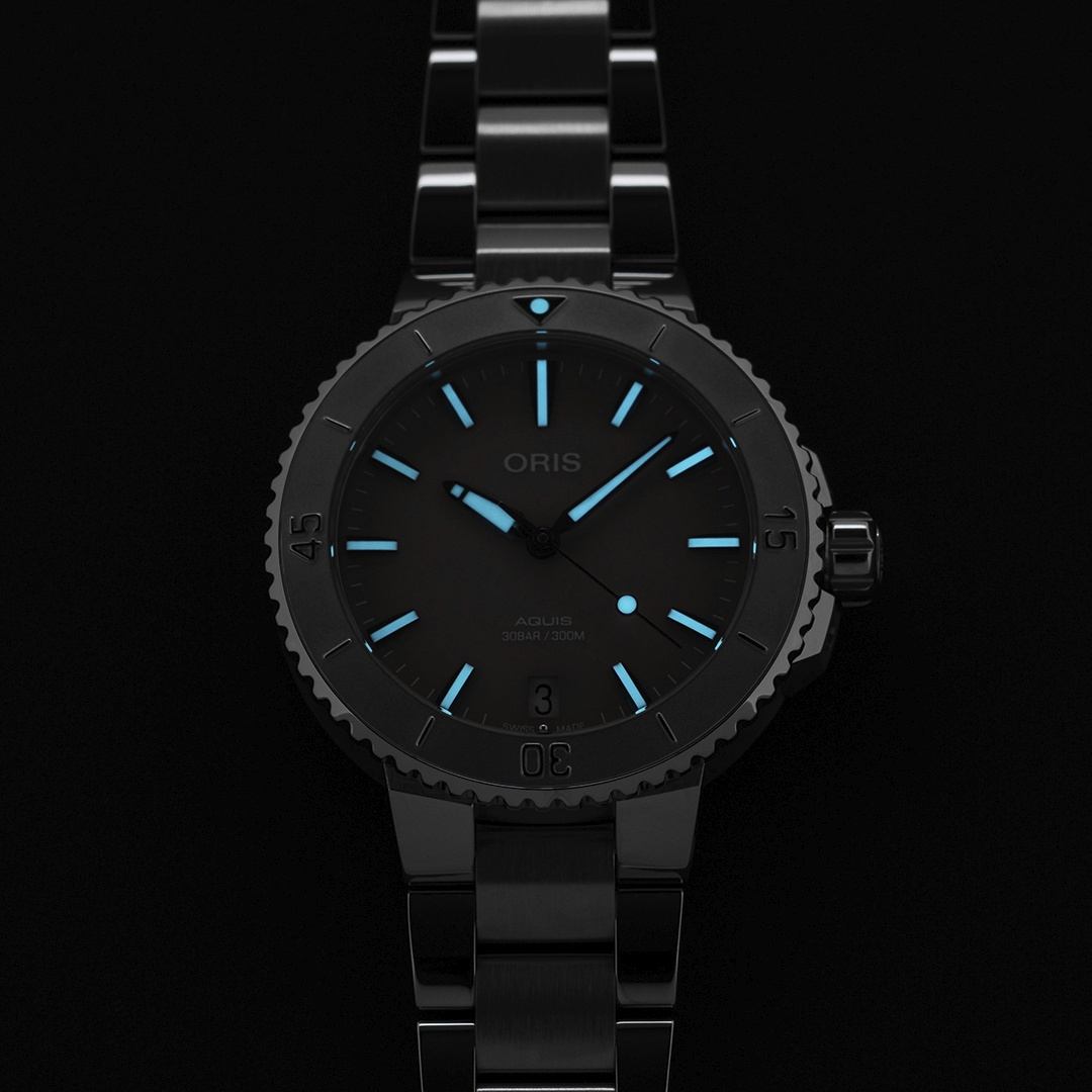 Women’s Watch Oris Aquis Date