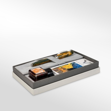 stilograf dhurate visconti _0011_Van Gogh – Cafè Terrace kuti hapur