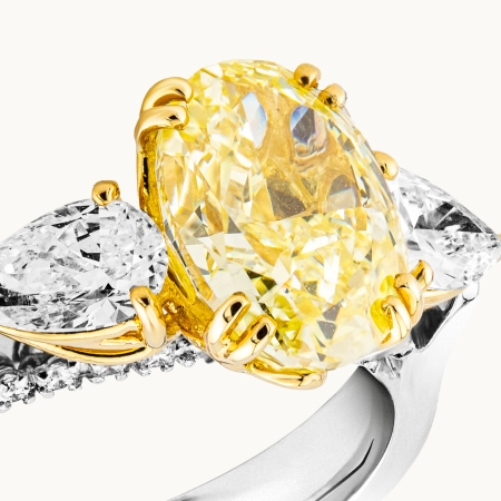 Unazë Fejese me Diamant Oval të Verdhë