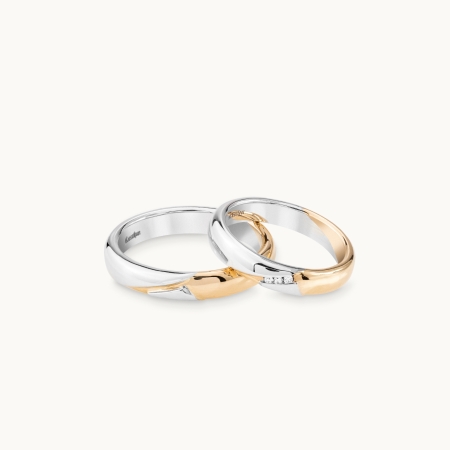Wedding Band Set by Pollelo