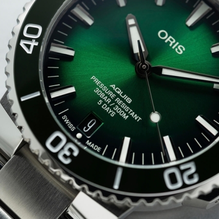 ore meshkujsh oris _0025_01 400 7763 4157-07 8 24 09PEB_ig_feed_1080x1080px_HighRes_16486 copy